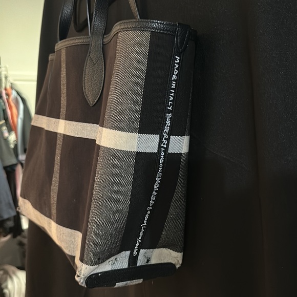 100% Authentic Burberry Tote